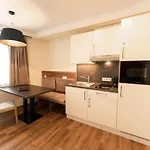 Apartmanhotel Dorfplatzl Garni &
