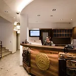 Apartmanhotel Dorfplatzl Garni & Tux