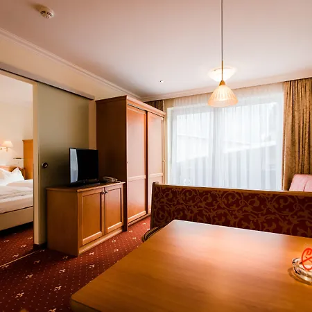 Apartmanhotel Dorfplatzl Garni & 4*