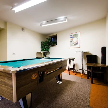 Aparthotel Dorfplatzl Garni Apartments & B&B 4*