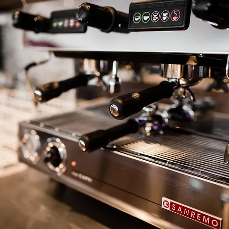 Aparthotel Aparthotel Dorfplatzl Garni Apartments & B&B Tux