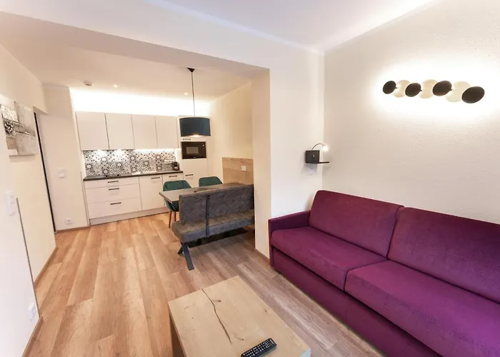 Aparthotel Dorfplatzl Garni Apartments & B&B