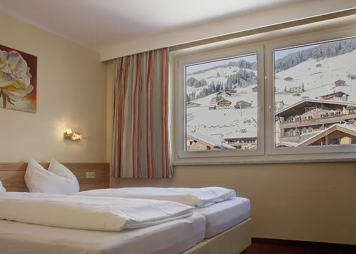 Dorfplatzl Garni & 4* 图克斯