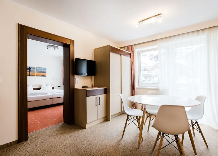 Aparthotel Dorfplatzl Garni Apartments & B&B Aparthotel