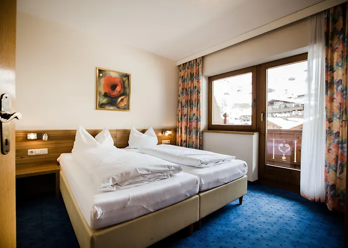 Aparthotel Dorfplatzl Garni Apartments & B&B Aparthotel Tux