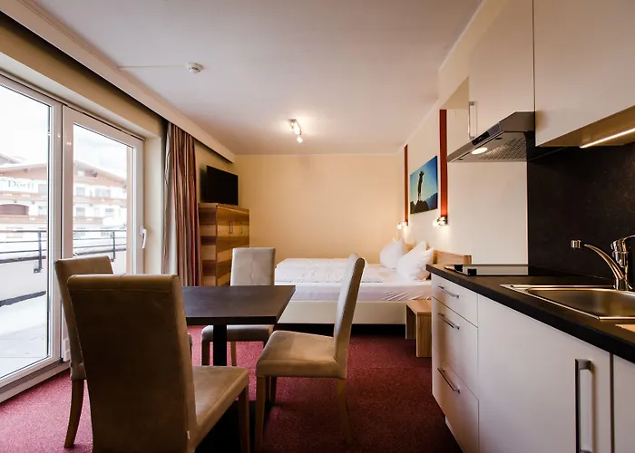 Aparthotel Dorfplatzl Garni Apartments & B&B 4*