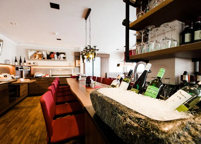 Dorfplatzl Garni & Apartahotel 4*