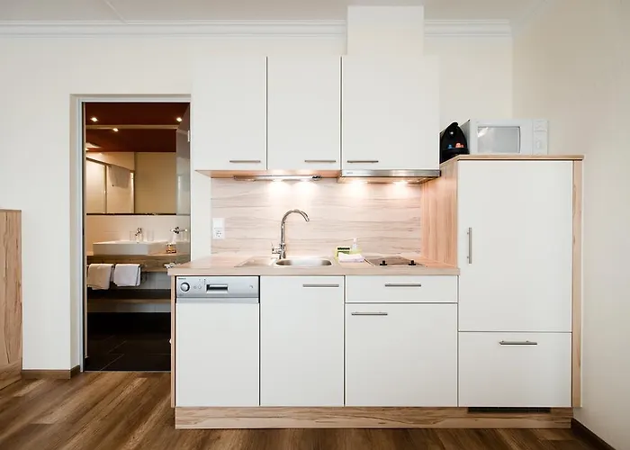 Aparthotel Dorfplatzl Garni Apartments & B&B Tux