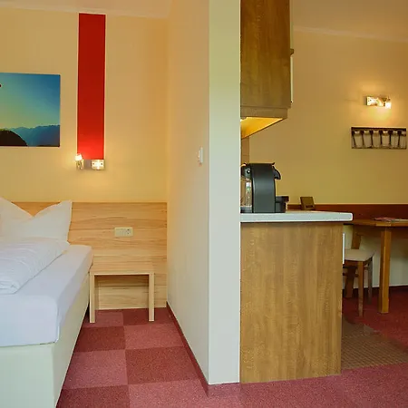 Dorfplatzl Garni 4* Tux