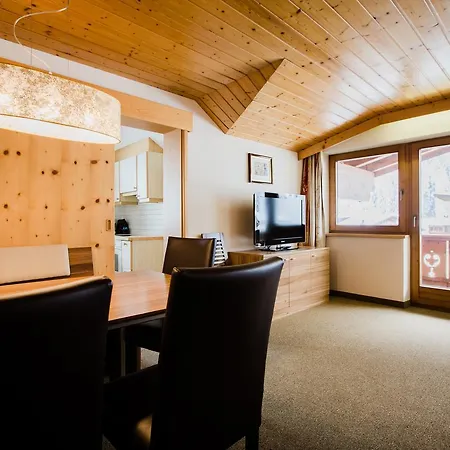 Dorfplatzl Garni 4*