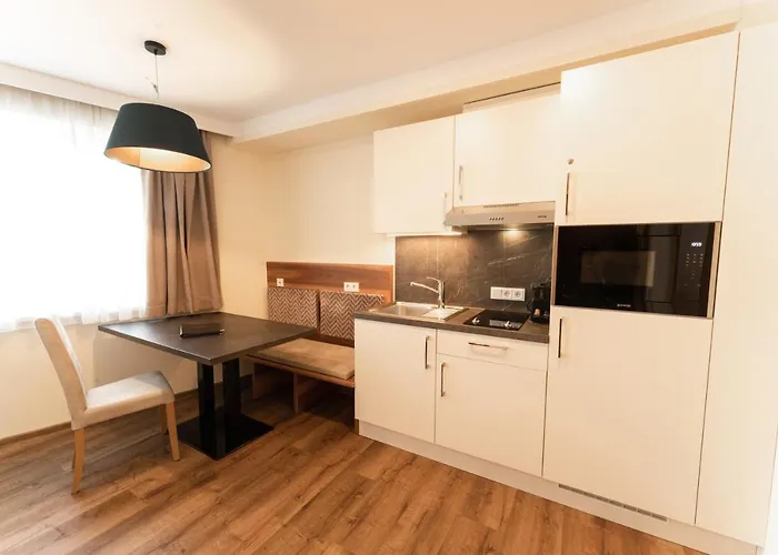 Apartahotel Dorfplatzl Garni &